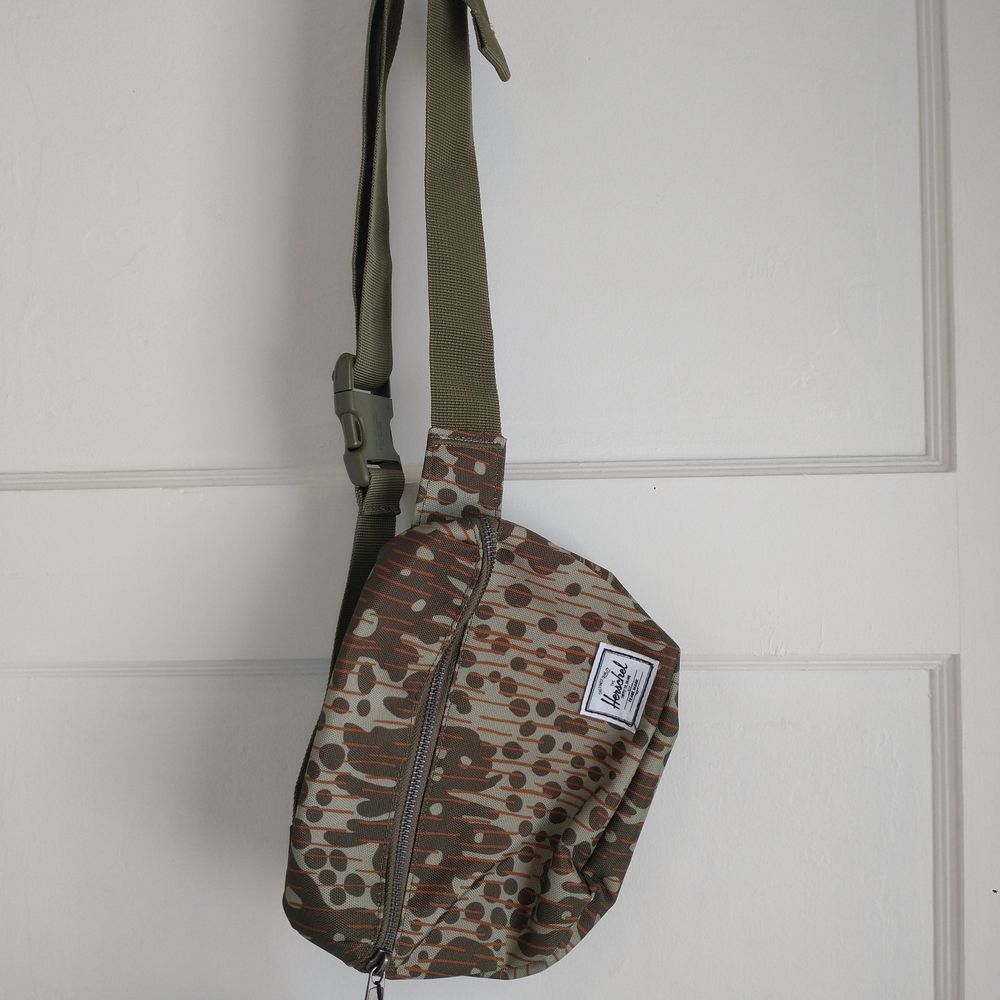 Herschel Supply Company Brown and Green Belt Bag